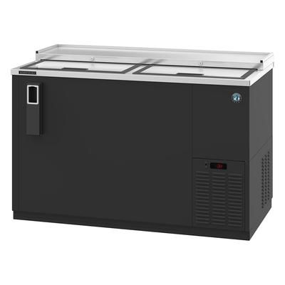 Hoshizaki CC50 50 1/2" Forced Air Bottle Cooler - Holds (704) 12 oz Bottles, Lid Locks, 115v, Holds 12-oz. Bottles, Black