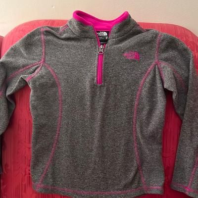 The North Face Shirts & Tops | Girls North Face Glacier 1/4 Zip Up Fleece Gray/Pink Size Xs | Color: Gray | Size: Xsg