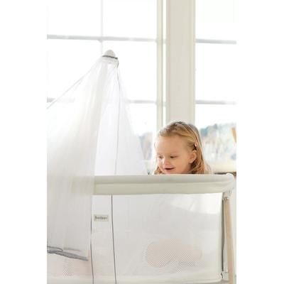 BabyBjorn Cradle + Fitted Sheet + Canopy Bundle - White