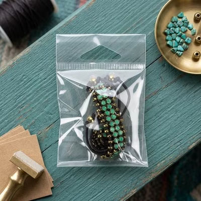 Crystal Clear Hanging Bags 2 1/2" x 2 5/8" 100 pack