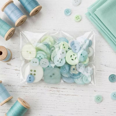 Small Size Self Adhesive Flap Packaging For Horizontal Format Items Bag Size: 3 9/16" x 2 1/2" 100 Bags Crystal Clear Bags