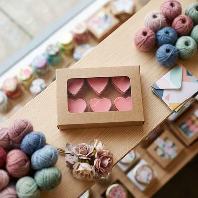 Kraft Artisan Candy Box Set, Heart Insert 2 3/4" x 13/16" x 4 1/16" 25 pack