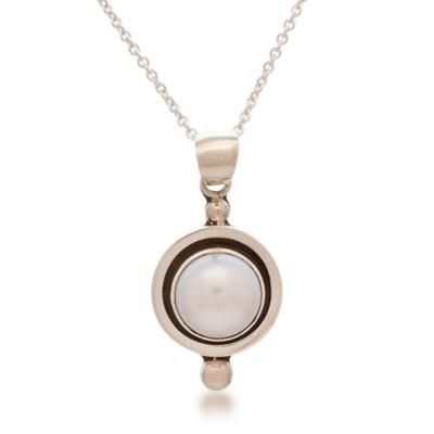 Cultured pearl pendant necklace, 'Lunar Shadow'