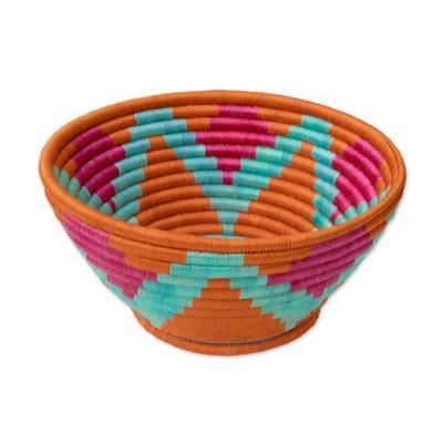Vivid Sunrays,'Handcrafted Natural Fiber Decorative Guacamayas Bowl'