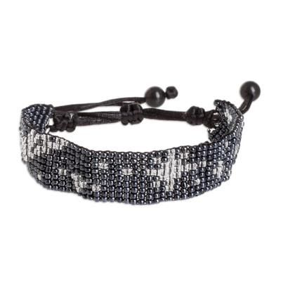 'Star-Themed Glass and Plastic Beaded Wristband Bracelet'