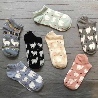 2023 new hot Short Ankle Invisible Tiny Alpaca Love Hearts Socks Farm Zoo Animal Llama like Fluffy Sheep Comfortable Cozy Cotton