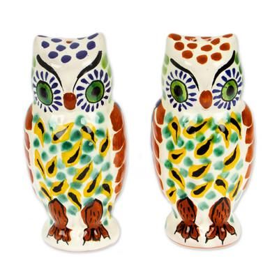 Majolica ceramic salt and pepper shakers, 'Owl Spice' (pair)