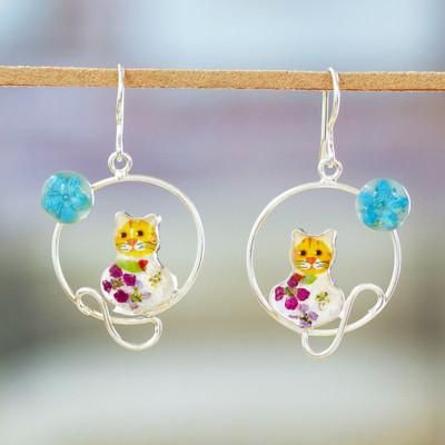 'Moon and Cat-Themed Natural Flower Round Dangle Earrings'