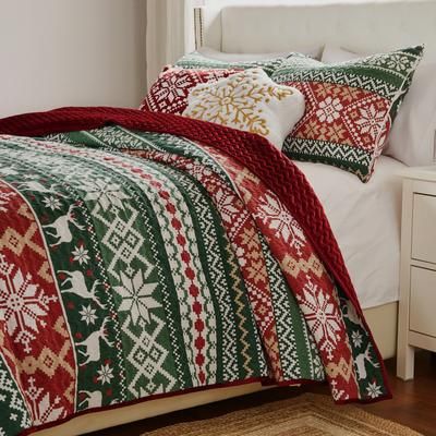 Fair Isle Snowflake & Reindeer Quilt Set, Red, 3-Piece King by Greenland Home Fashions in Red (Size KING)