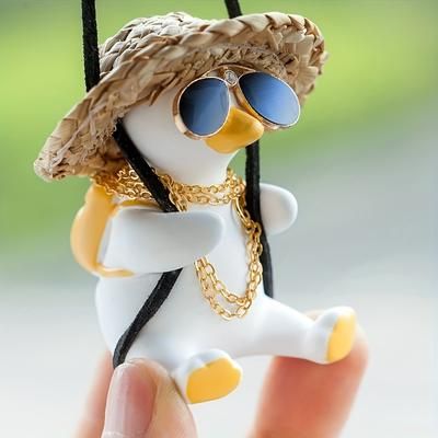 TEMU Adorable Car Swing Duck Car Pendant Interesting Rearview Mirror Hanging Creative Car Ornament Cool Swinging Duck Car Decoration, Suitable For Rearview Mirror Suspension Accessories