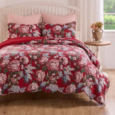 Greenland Home Fashions Millie Finely Stitched Floral Quilt Set, 3-Piece King/Cal King, Garnet by Greenland Home Fashions in Garnet (Size FL/QUE)