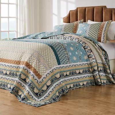 Thalia Reversible Cotton-Rich Bedspread Set by Greenland Home Fashions in Blue (Size QUEEN)