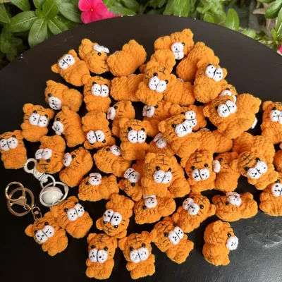 4cm Mini Cute Tiger Knitted Keychain Handmade Crochet Animal Pendant Creative Car Bag Mobile Phone Charm Gift Wholesale