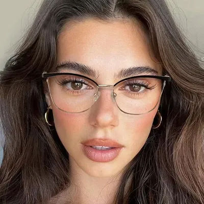 Trend New Gold Frame Specchio a luce piatta da donna Commercio estero transfrontaliero Moda Occhiali anti-luce blu Telaio con cerniera a molla