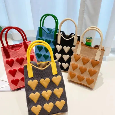 Korean Fashion Heart Knitted Mini Square Handbag for Women Small Mobile Phone Shoulder Bags Girls Cute Outdoor Crossbody Bags