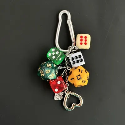 6 Dice Retro Pendant Keychain, Decorative Single Keychain, Suitable for Bags And Keys, Ideal Choice for Valentine'S Day Gift