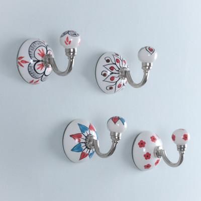 'Handmade Painted Floral 4-Piece Ceramic and Iron Hook Set'