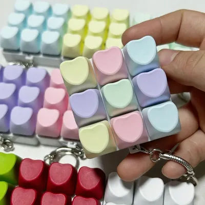 9Keys Heart Button Keycap For Adults Antistress Toys Boys Girls Anti Stress Finger Keyboard Games Snake Chain Keychain