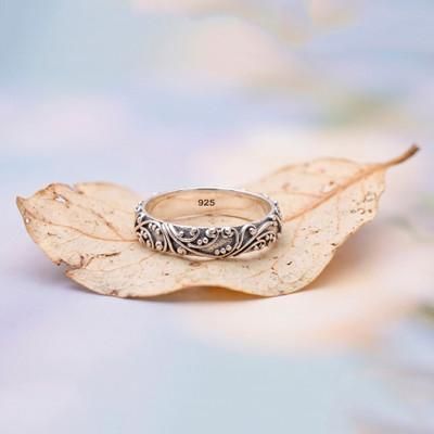 'Balinese Spring-Inspired Oxidized Sterling Silver Band Ring'