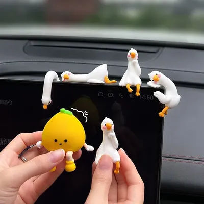 Cute 3D Duck Resin Figurine Cartoon Animal Decor For Desk Car Dashboard TV Monitor Amagi