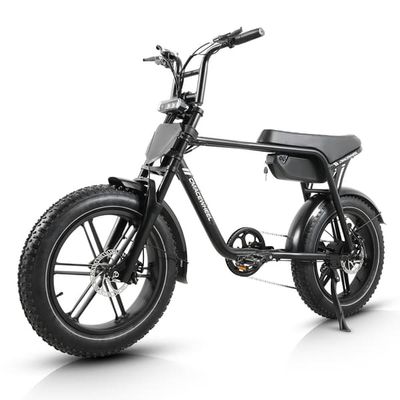 Elcykeln CMACEWHEEL K20: 750 W-motor, 18 Ah-batteri, 7 växlar, 20x4,0-tumsdäck, skivbromsar, topphastighet 25–40 km/h.