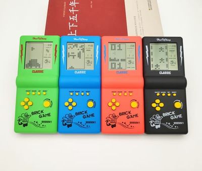 Ny bærbar klassisk spilkonsol BRICK GAME Håndholdte spillere Nostalgisk pædagogisk legetøj Lomme Ældre Barndomsdrengsgave