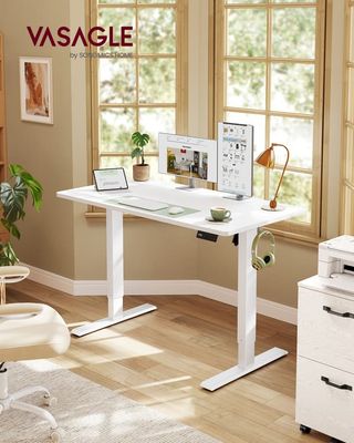 VASAGLE Højdejusterbart skrivebord Stående skrivebord Computerskrivebord Hukommelsesfunktion 4 højder Kontorskrivebord 120 x 60 cm Cloud White