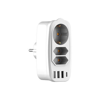 7-i-1 EU-pluggadapter med USB A/Type C-porter