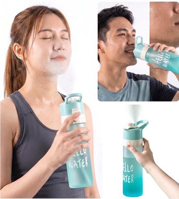 Hello Water Sprayflaske 650ml - Bærbar Vandflaske med Sprayfunktion til Camping, Fitness og Udendørsaktiviteter
