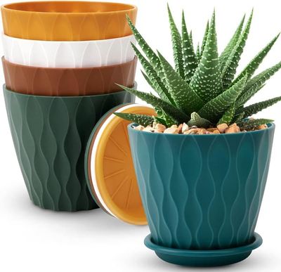 15 cm blomkrukor, 5-pack för utomhus- och inomhusbruk med dräneringshål och fat (flerfärgad)