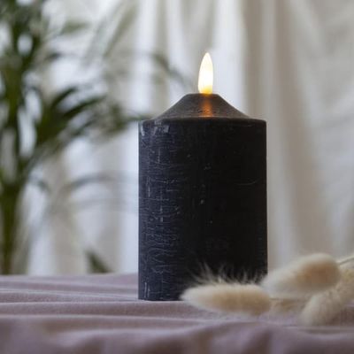 LED BLOCKLJUS FLAMMA Svart / 15 CM / Timer