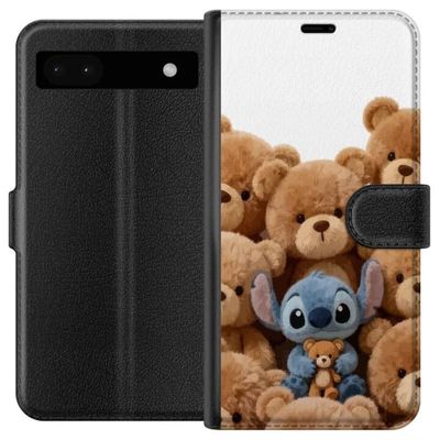 Kompatibelt Lommeboketui til Google Pixel 6a Søt og trygg illustrasjon med fantasikarakter omgitt av teddybjørner i en varm stil