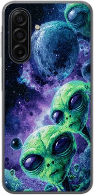 Kompatibelt Mobildeksel til Samsung Galaxy A17 5G Grønne utenomjordiske figurer omgitt av planeter og stjernehimmel i blått og lilla rommiljø