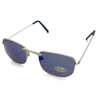 Matte sølvfarvede solbriller med en flot detalje