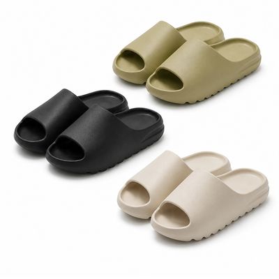 Slippers / Tøfler - Bløde og skridsikre - sort, grøn eller hvid