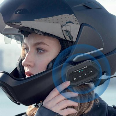 Bluetooth 5.0 moottoripyöräkypärä Bluetooth-kuulokkeet täysi kypärä puolikypärä pitkän kantaman vedenpitävä langaton kuuloke 240702 Musta