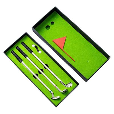 Golfkynäsetti, minikokoinen pöytägolfpallokynä, lahjapakkaus, sisältää viheriön, 3 mailan kynäpallot ja lipun Kuten