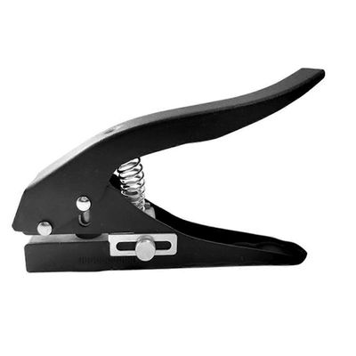 Ympyränreikäinen rei'ityspaperirei'itys Kädessä pidettävä pyöreä yhden reiän rei'itys henkilökorteille PVC-korttien merkkikuvat 12mm