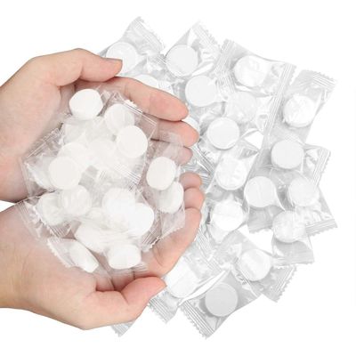 Augro 100 kpl Kertakäyttöinen matka Pakattu pyyhe Kannettava Mini Compressed Towel Face Wash Meikinpoistoaine Pieni pyyhe Ulkoilu