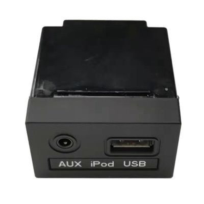 Auto usb Aux-porttisovitin USB-laajennuspistorasia 961202r000 961202r500 I30: lle