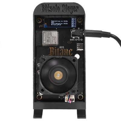 Gamma 601 Solo Miner kiinnikkeellä 1.2TH/s BM1370 Asic-siru 18W Antminer S21 Prosta Bitcoin BTC Miner EU-pistoke Musta