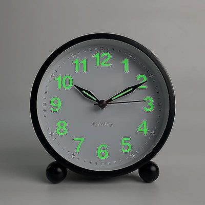 Windo 2024 Silent Alarm Clock - Ikke tikkende analoge vekkerklokker med varmt lys - minimalistisk runde