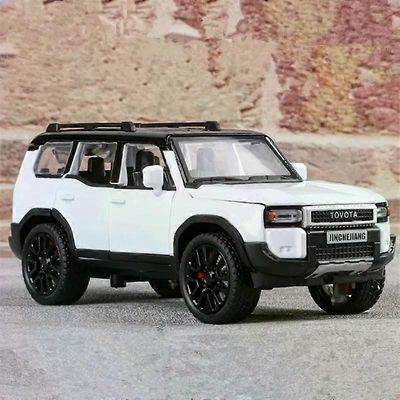 1/32 Toyota 2024 PRADO Land Cruiser Alloy -automalli Painevalettu metalli maastoajoneuvot Automalli Ääni ja kevyt lasten lelulahja Valkoinen