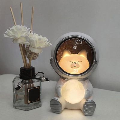 Mikasa Lille nat lys stjerneklar Himmel Dyr Form Astronaut Small Night Light Home Kitty Ornamenter Little bear