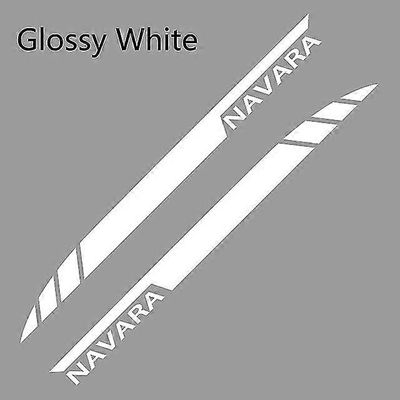 2PCS auton oven sivutarrat Nissan NAVARA D40 NP300 N22 D22 D23 autotarvikkeet DIY-raidat koristelu vinyylikalvotarrat Kiiltävän valkoinen