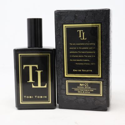 No 21 Woody Spice af Tobi Tobin Eau De Toilette 3.4oz/ 100ml Spray Ny med æske 3.4 oz