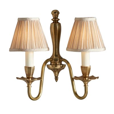 Interiors 1900 Lighting Asquith 2 Lys Indendørs Twin Candle Wall Light Solid Messing, Beige Organza Effekt Stof med beige nuancer, E14