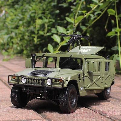 1:18 Hummer H1 Alloy sotilaallinen räjähdyssuojattu automalli Diecasts Simulaatio Metalliset maastoajoneuvot Panssaroitu automalli Lasten lahjat Vi...