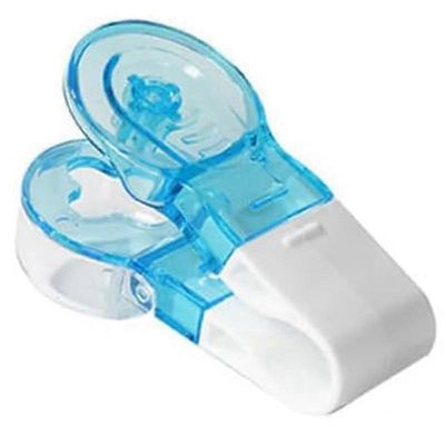 1kpl kannettava pillerinottaja, pilleriannostelijan tabletin kantaja, kannettava pillerinpoistaja, pillerileikkuri pienille pillereille Kuten