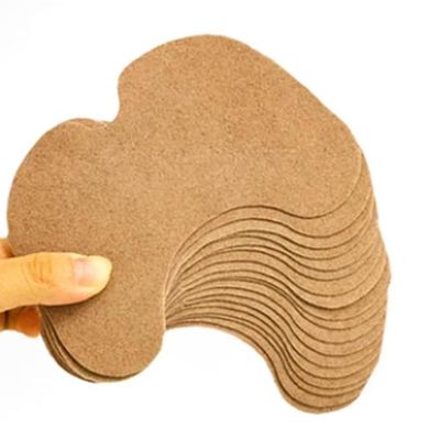 Mugwort-polvilappu hengittävä ja mukava keski-ikäisille polvivaivoille 30pcs